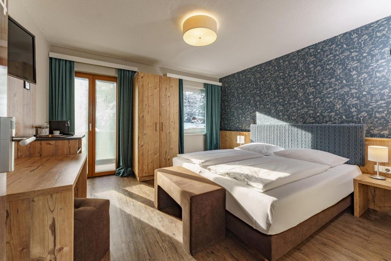 שלאדמינג Landhaus Hubertus Wellness & Breakfast מראה חיצוני תמונה