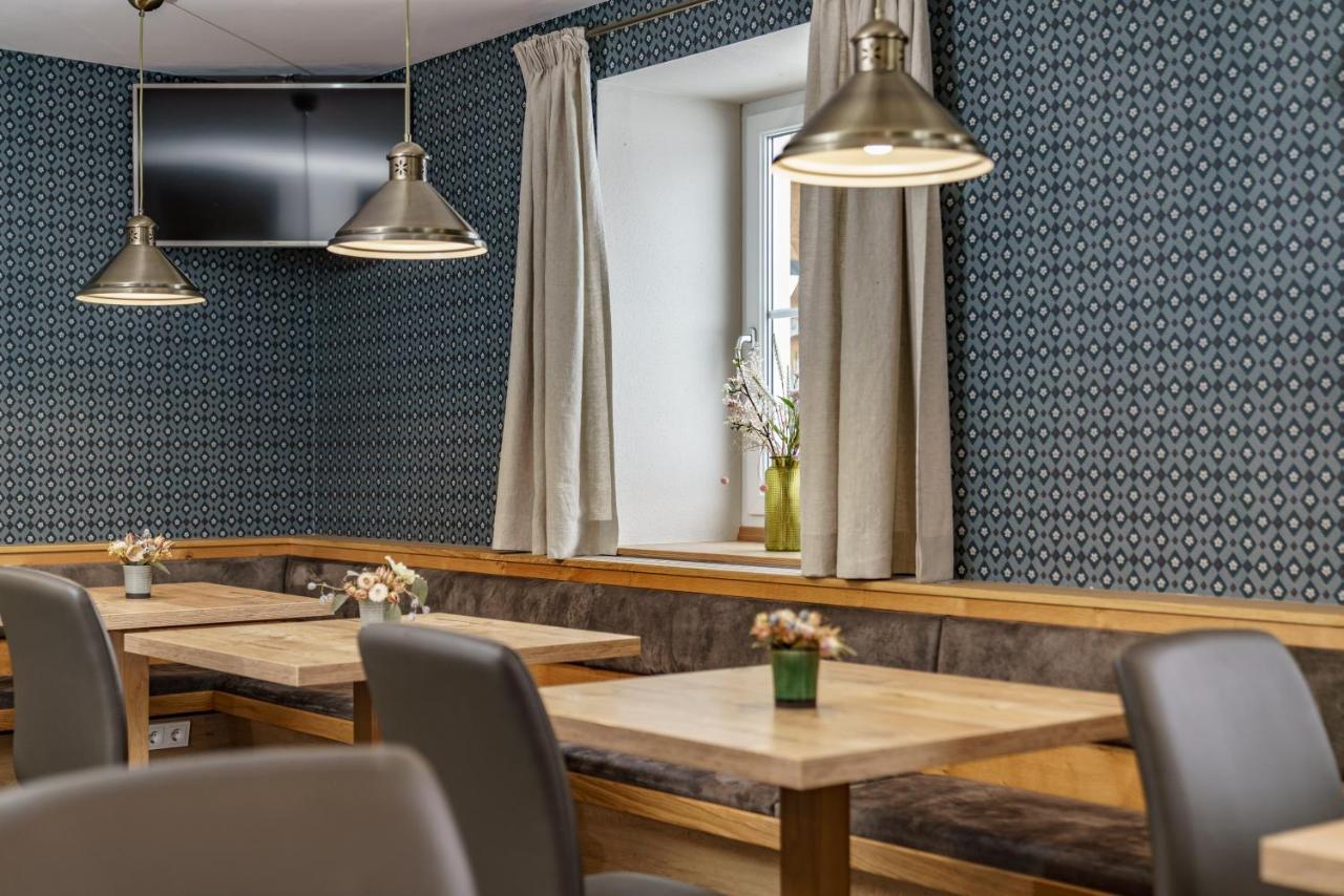 שלאדמינג Landhaus Hubertus Wellness & Breakfast מראה חיצוני תמונה